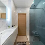Apartamento Elegant Duplex, Very Well Equipped, Close To Shops *