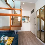 Elegant Duplex, Very Well Equipped, Close To Shops Apartamento